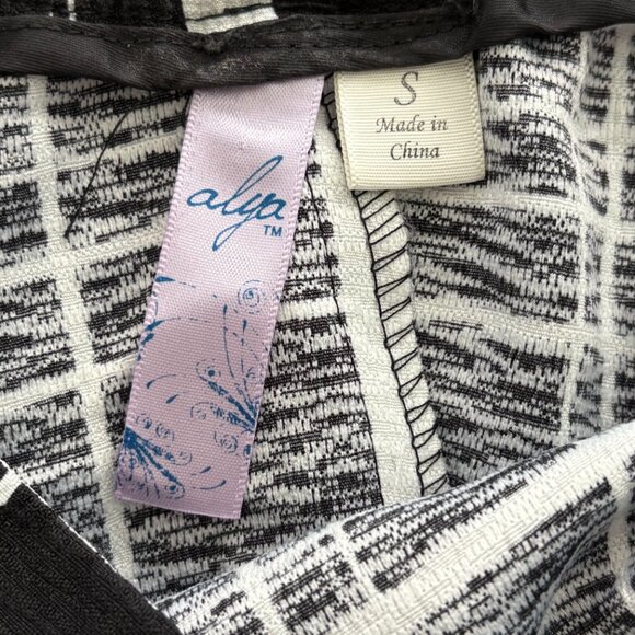 Alya Flared Mini Skirt Size Small EUC - Picture 6 of 8